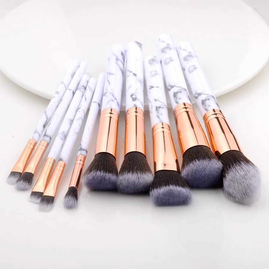 Flo Multifunctional Makeup Brush