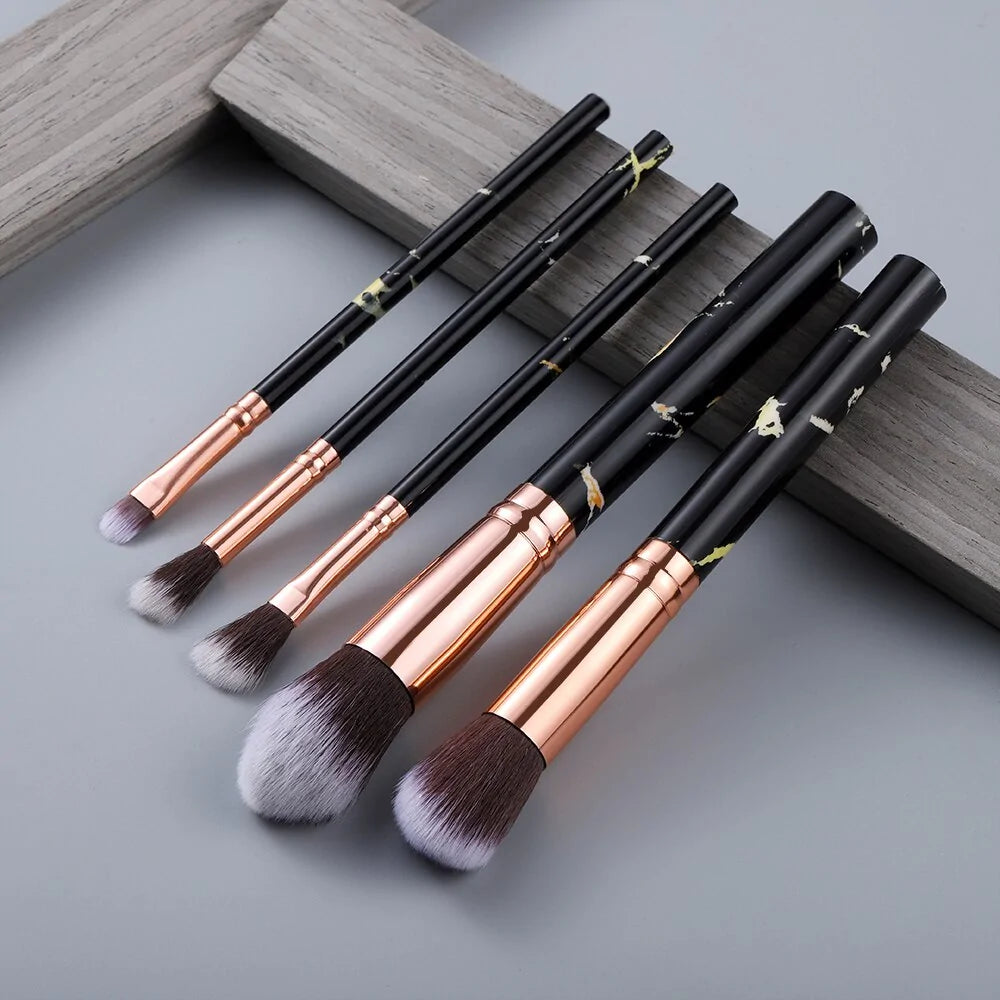 Flo Multifunctional Makeup Brush