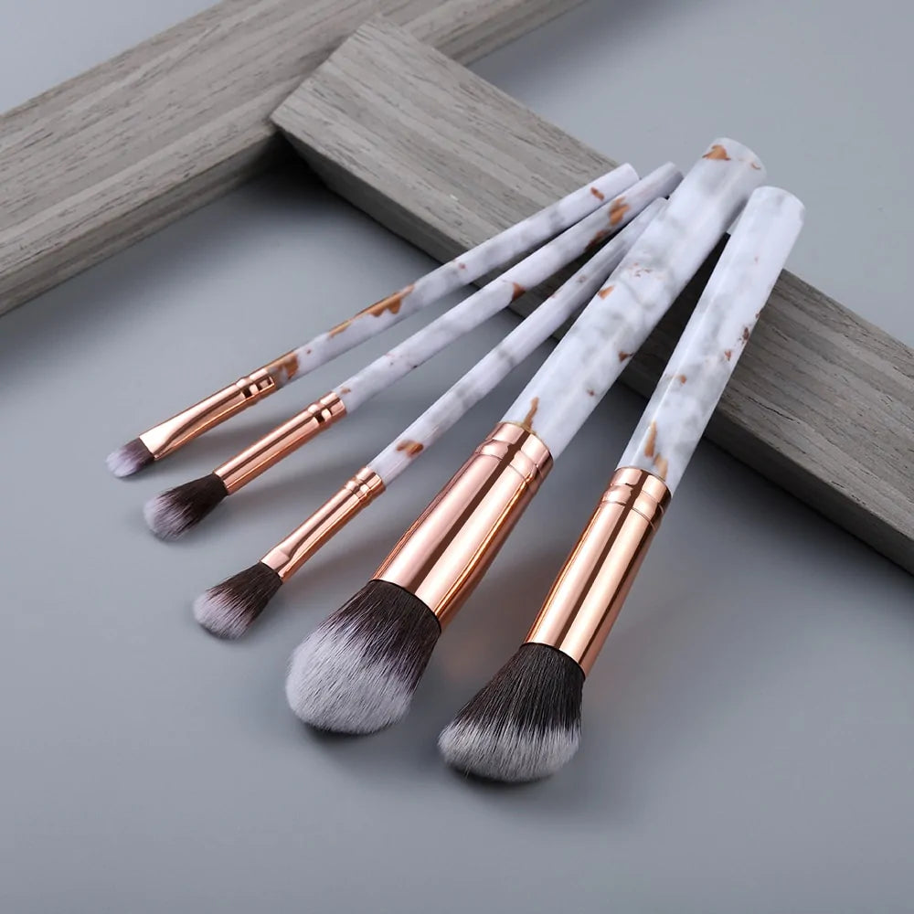 Flo Multifunctional Makeup Brush