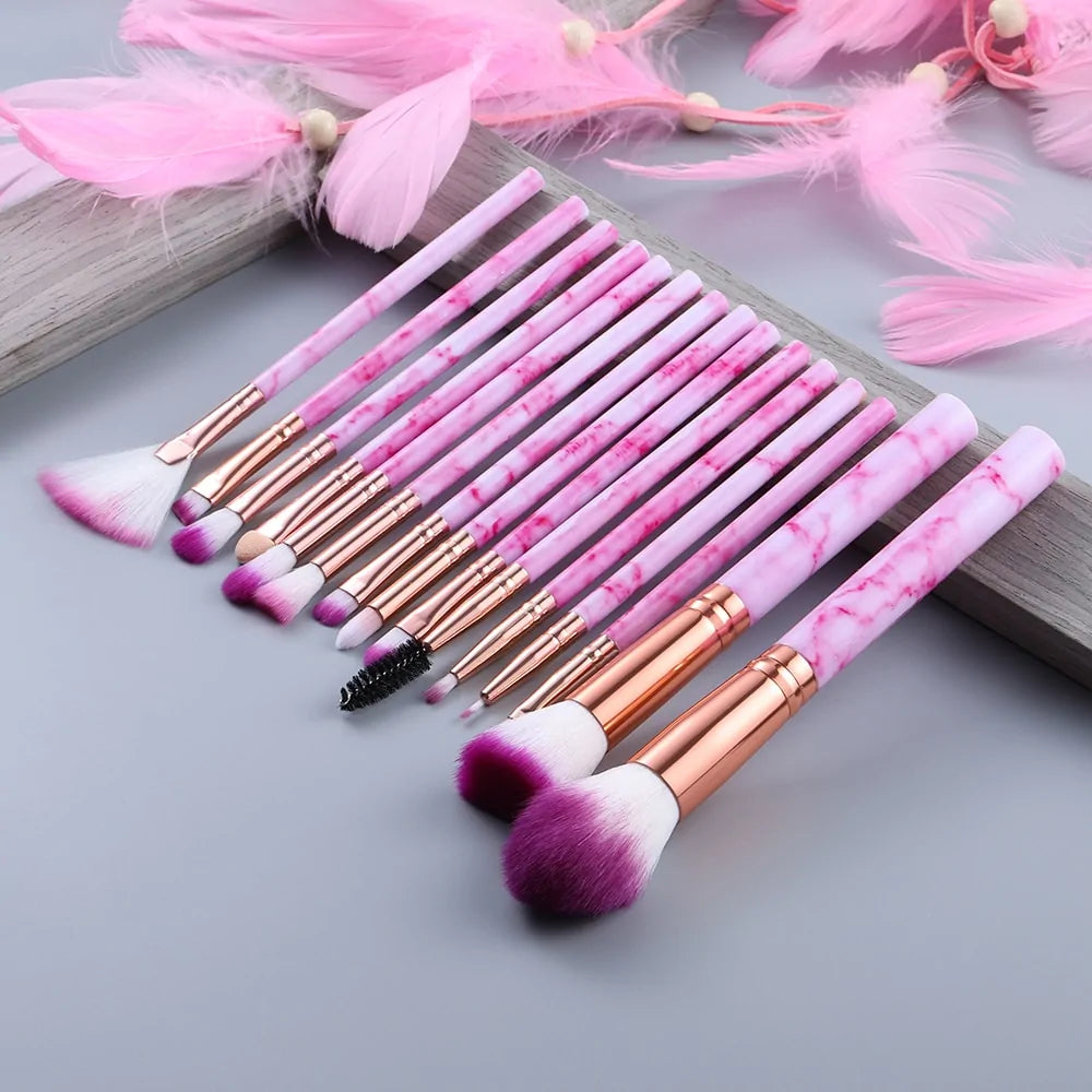 Flo Multifunctional Makeup Brush