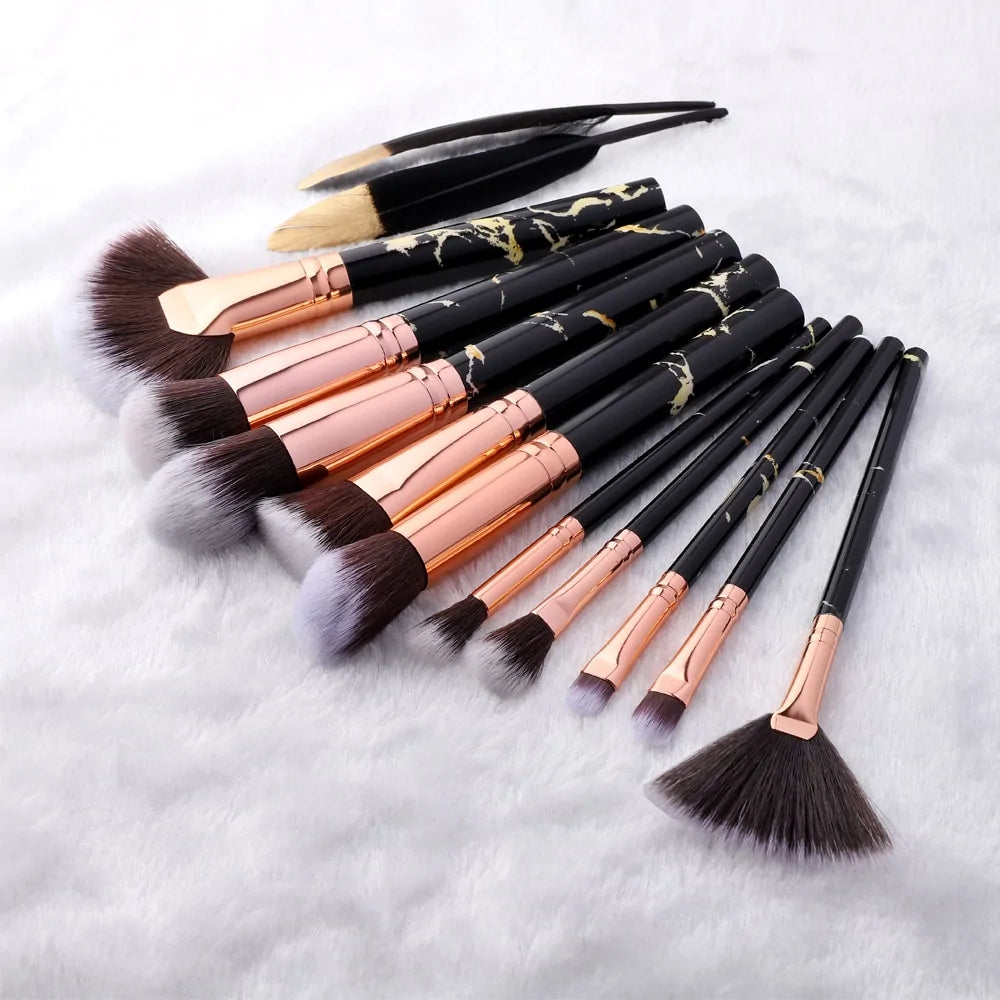 Flo Multifunctional Makeup Brush