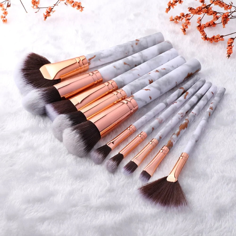 Flo Multifunctional Makeup Brush