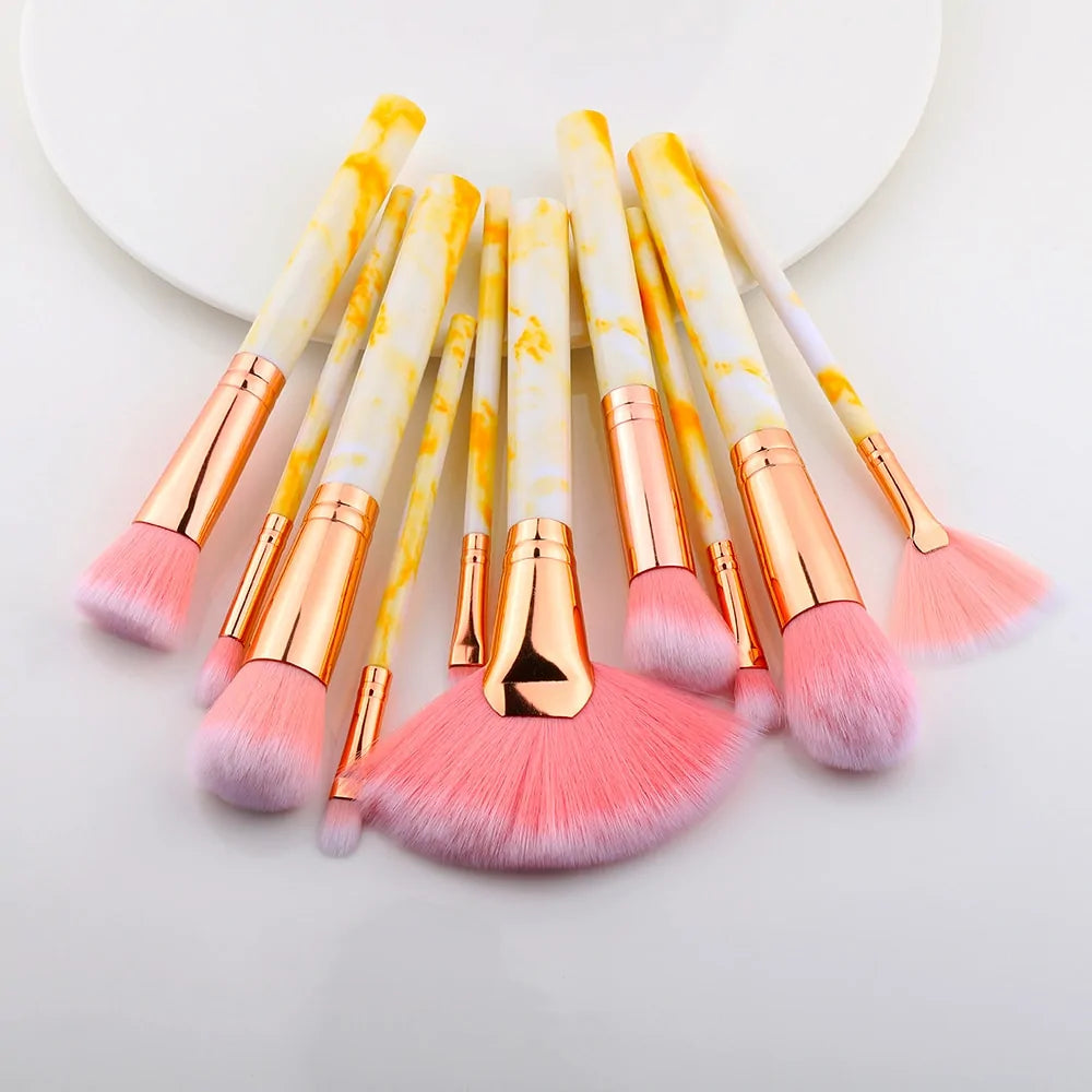 Flo Multifunctional Makeup Brush